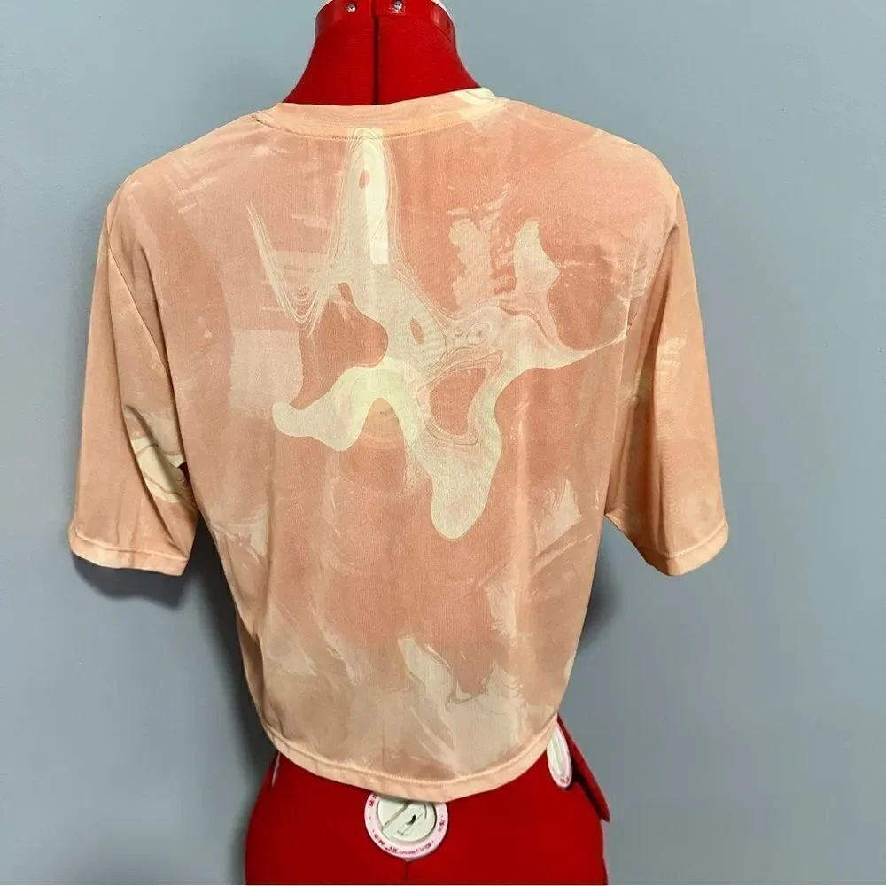 Two Fabletics workout tops. Size small. - Picture 6 of 8